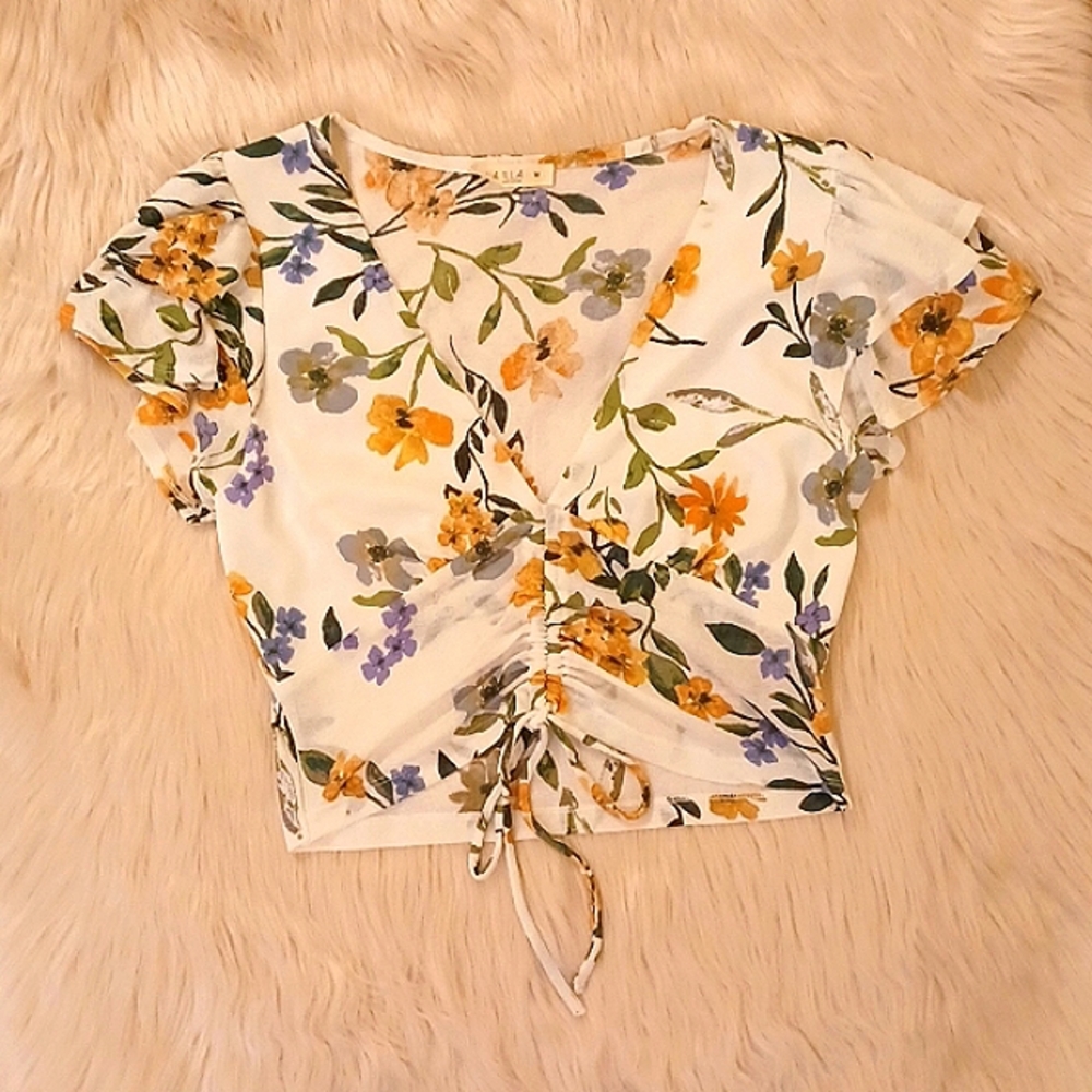 Floral Drawstring Crop Top - Picture 2 of 3